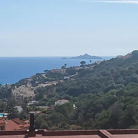 Apartament T2 Vue Sur Les Sanguinaires Ajaccio (Corsica)